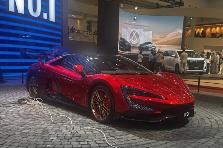 Mobil listrik super Yangwang U9.