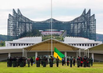 Paskibraka Penajam berlatih untuk upacara HUT ke-80 Kemerdekaan RI di IKN.