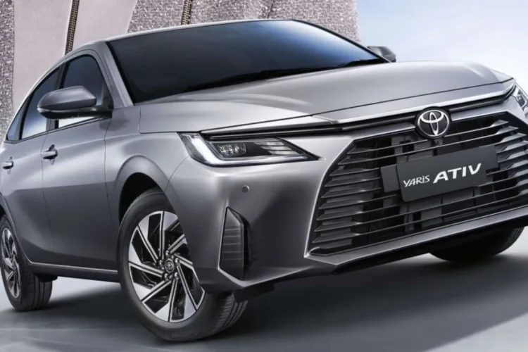 Toyota Hadirkan Yaris Ativ Hybrid & Varian GR Sport, Tampil Sporty dan Irit BBM