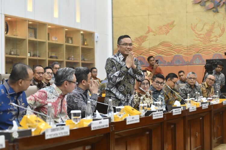 Pertamina mencatatkan kontribusi sebesar Rp225,6 triliun.