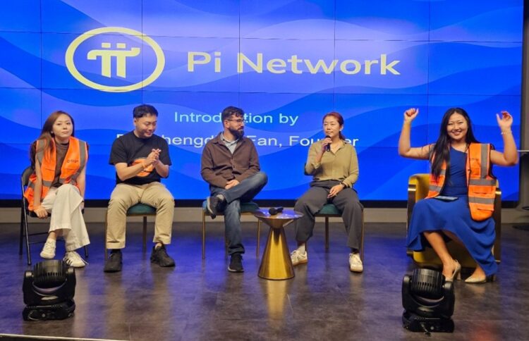 Pi Coin anjlok lebih dari 50% pada akhir September.