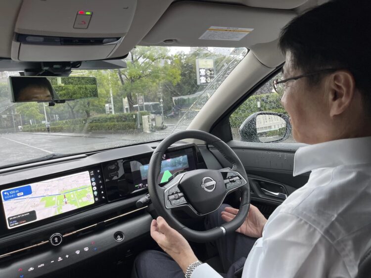 Nissan mobil self-driving