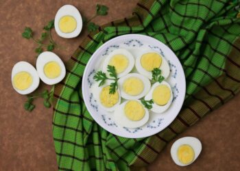 Sarapan telur rebus