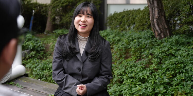Dari Bandung ke Seoul! Kisah Bella Tania, Mahasiswi Indonesia yang Taklukkan Industri Farmasi Korea Selatan