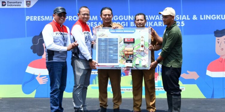 PT Pertamina menghadirkan energi terbarukan untuk menggerakkan ekonomi kerakyatan melalui program Desa Energi Berdikari.