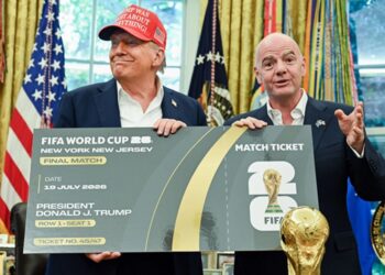 Presiden AS Donald Trump dan Presiden FIFA Gianni Infantino. Foto: UPI