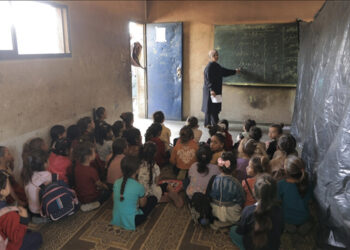 Di Tengah Blokade Bantuan, 300 Ribu Siswa Gaza Kembali Belajar