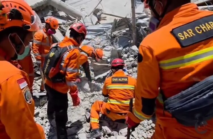 Ponpes Al Khoziny ambruk