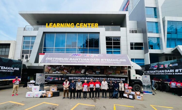 Beyond Business: JNE Buktikan Kekuatan Logistik Swasta sebagai Pilar Utama Penanggulangan Bencana di Sumatera