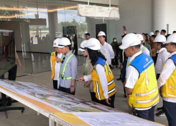 Gibran Tinjau Masjid Negara IKN, Pembangunan Rampung 98 Persen