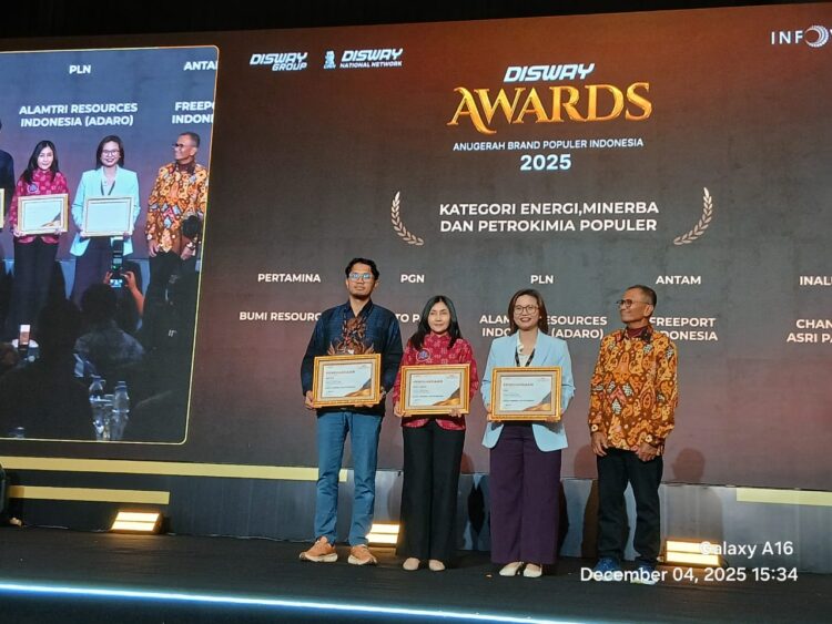 PT Antam meraih Disway Awards 2025