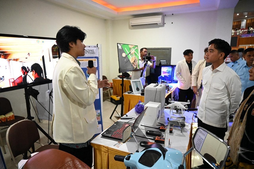 Wapres Gibran Kunker ke Jateng, Dialog dengan Mahasiswa hingga Hadiri Jumenengan