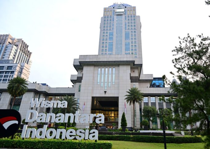 Danantara SIAP KUASAI Tambang Emas Martabe