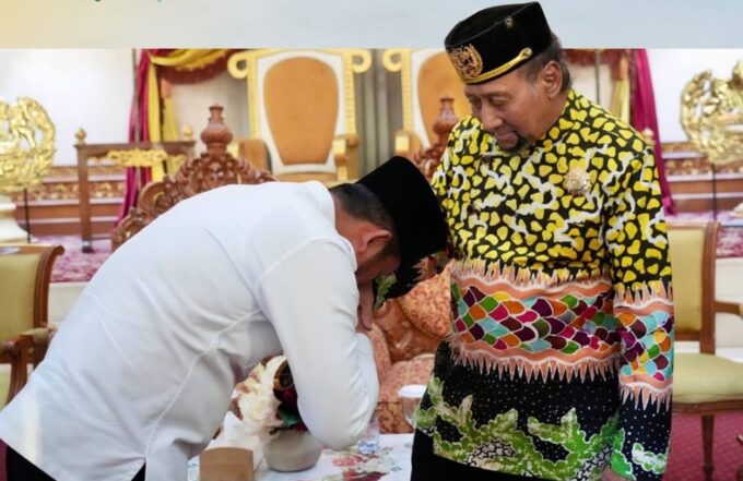 Gubernur Kaltim temui Sultan Kutai