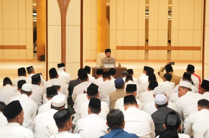 Menag gelar kajian subuh perdana di Masjid Negara IKN.