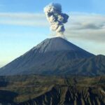 Erupsi Gunung Semeru 2026