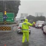 Dampak cuaca ekstrem Jakarta 12 Januari 2026