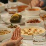 Berhenti Makan Nasi Duluan, Mulai Berbuka dengan Sayur, Bukan Gorengan