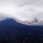 Erupsi Mengerikan Gunung Semeru, Tinggi Letusan Capai 6.676 MDPL, Waspada Lahar Dingin