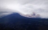 Erupsi Mengerikan Gunung Semeru, Tinggi Letusan Capai 6.676 MDPL, Waspada Lahar Dingin