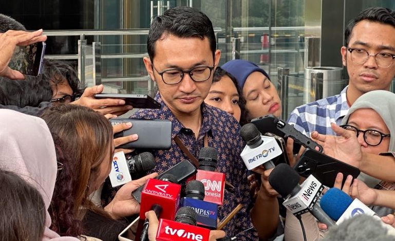 Juru Bicara Komisi Pemberantasan Korupsi Budi Prasetyo memberikan keterangan di Gedung Merah Putih KPK, Jakarta, Selasa (20/1/2026). (ANTARA/Rio Feisal)