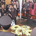 Kapolri Usulkan Bintang Bhayangkara untuk Meri Hoegeng