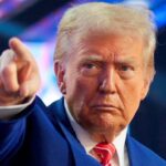 Trump Bersumpah Iran Tak Akan Pernah Genggam Nuklir