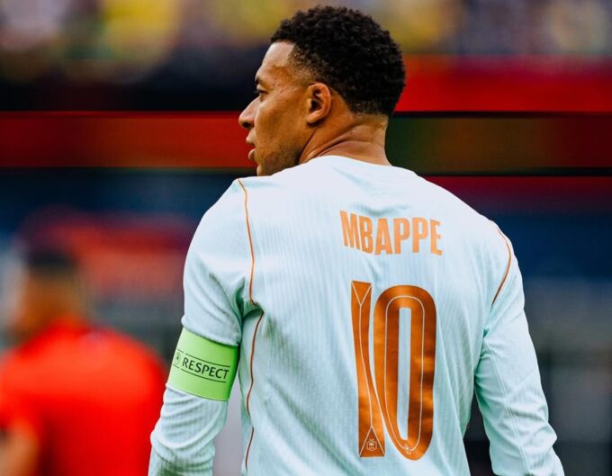 Kylian Mbappe gol Prancis vs Brasil