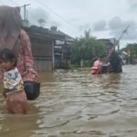 (BMKG) Kotawaringin Timur (Kotim), Kalimantan Tengah, mengimbau masyarakat untuk meningkatkan kewaspadaan terhadap potensi bencana hidrometeorologi