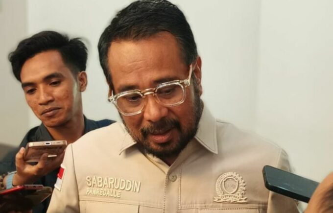 Gubernur Kaltim justru melibatkan nama anggota keluarga Presiden—secara spesifik sang adik—ke dalam pusaran diskusi.