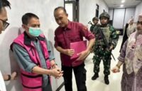 Penyidik resmi melakukan penahanan terhadap mantan Kadistamben Kabupaten Kutai Kartanegara (Kukar).