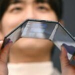 Samsung resmi mengumumkan serta menghentikan penjualan Galaxy Z TriFold setelah seluruh stok ponsel lipat itu habis terjual.