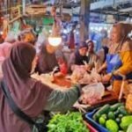 angka inflasi tahunan (y-on-y) Kalimantan Timur periode Maret 2026 yang menunjukkan tren kenaikan pada kelompok pengeluaran makanan dan transportasi.