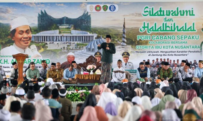 KH Anwar Zahid Sapa Warga IKN di Halalbihalal & Silaturahmi Akbar PGRI Sepaku