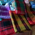 Keunikan motif Sarung Samarinda seperti Sarigading dan Pucuk Rebung kini tidak hanya berakhir sebagai sarung shalat