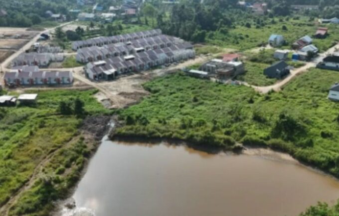 Dinas Energi dan Sumber Daya Mineral (ESDM) Provinsi Kalimantan Timur melakukan mitigasi pada kolam bekas tambang ilegal