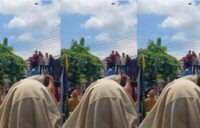 mahasiswa secara tegas menyerahkan dokumen berisi Tiga Tuntutan Utama yang menjadi akar kemarahan masyarakat