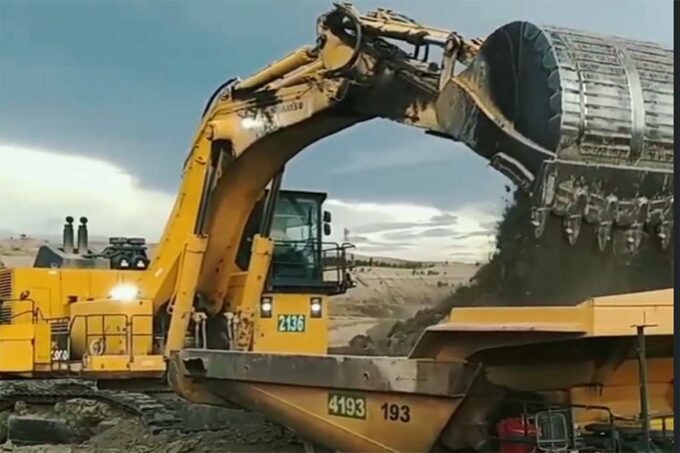 Ancaman PHK Tambang Batubara Kutim