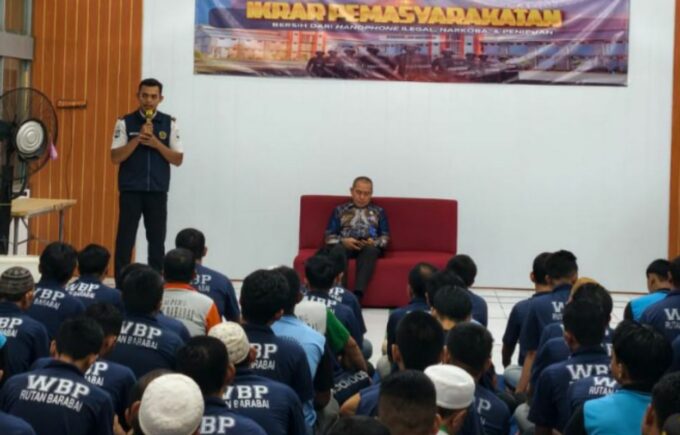 Badan Narkotika BNNK Balangan gelar sosialisasi bahaya narkoba bagi warga binaan di Rumah Tahanan Negara (Rutan) Kelas IIB Barabai
